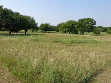 2114 W Bois d Arc Ave, Duncan, OK 73533 - photo 6