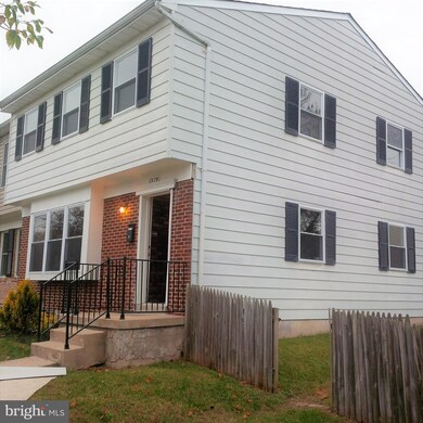 1379 Harford Square Dr, Edgewood, MD 21040 - photo 2