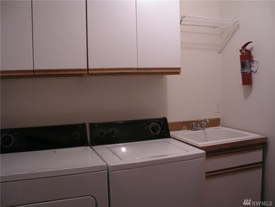 2201 James Cir unit D, Lynden, WA 98264 - photo 2