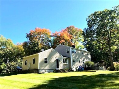 11 Holton Cir, Londonderry, NH 03053 - photo 6