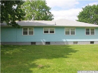 445 W Farms Rd, Farmingdale, NJ 07727 - photo 4