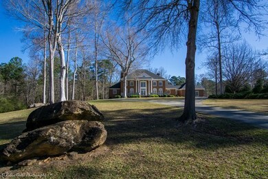 136 Howard Oaks Dr, Macon, GA 31210 - photo 2