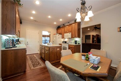 8 Aylesford Ln, Bella Vista, AR 72715 - photo 3