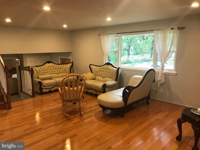 83 S Spring Ln, Phoenixville, PA 19460 - photo 2