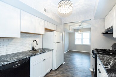 248 Alpine Way unit B, Woodbridge Township, NJ 07095 - photo 5