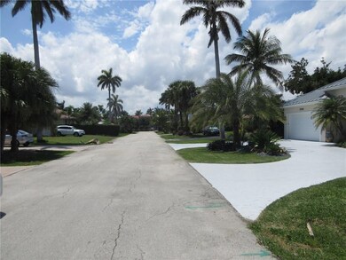 STREET VIEW LOOKING WEST