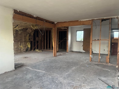 633 E Stephens Ave, Grants, NM 87020 - photo 2