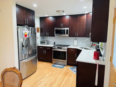 1632 S Elm St, Des Plaines, IL 60018 - photo 5