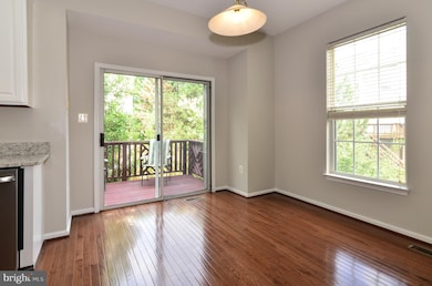 2489 Sugar Mill Way, Herndon, VA 20171 - photo 6