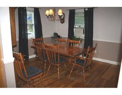 75 Spruce St, Framingham, MA 01701 - photo 4