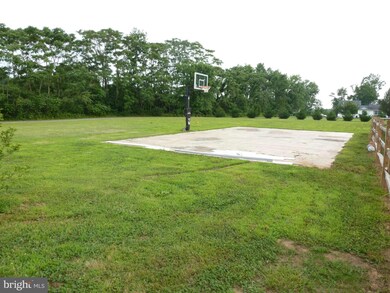 45575 Drayden Rd, Valley Lee, MD 20692 - photo 4