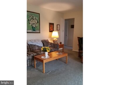 19 Pickwick Place unit J1, Sewell, NJ 08080 - photo 2