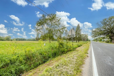 484 W Glenlord Rd, Saint Joseph, MI 49085 - photo 2