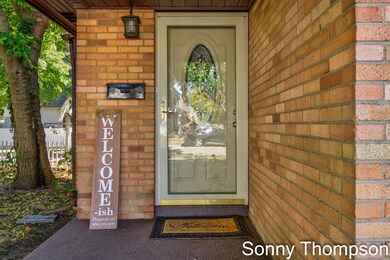 Sonny Thompson - 850 Mulford SE-2