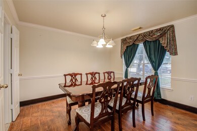 Formal Dining