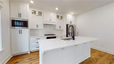 104 NW Oz Village Dr, Bentonville, AR 72712 - photo 5