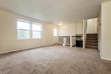 8206 Sealston Dr, Louisville, KY 40228 - photo 6