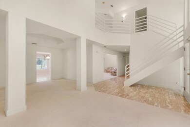 118_Canterbury_Circle_20161012_055