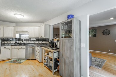 325 Viewmont Dr, Tunnel Hill, GA 30755 - photo 7