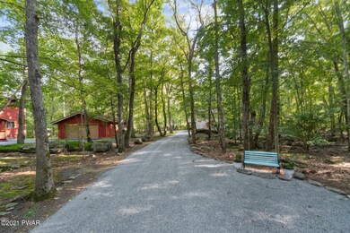 806 Boulder Ct, Hawley, PA 18428 - photo 3