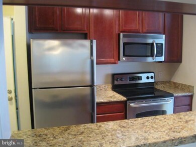 15616 Weathervane Terrace, Woodbridge, VA 22191 - photo 4