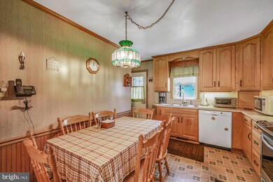 1401 Old Fritztown Rd, Reading, PA 19608 - photo 6