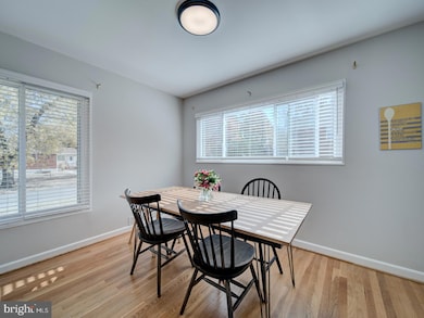 11904 Lafayette Dr, Silver Spring, MD 20902 - photo 7