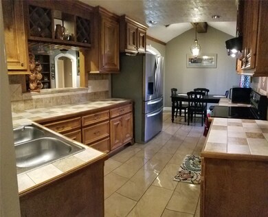 7029 Eastwood St, Houston, TX 77021 - photo 7