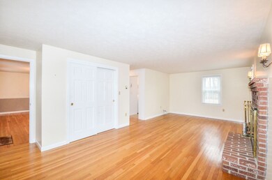 245 Hoyt St, Manchester, NH 03103 - photo 6