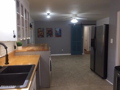 4252 Laura Ann Place - iP - D