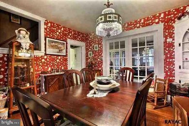 24 E King St, Littlestown, PA 17340 - photo 7