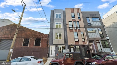 1432 Ogden St unit 2, Philadelphia, PA 19130 - photo 2