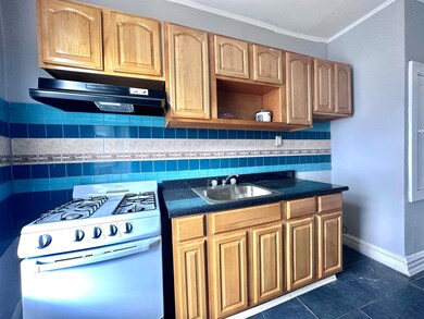 326 Summit Ave unit 203, Jersey City, NJ 07306 - photo 3