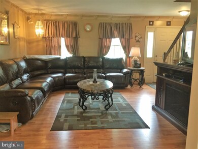 2502 Brooke Rd, Pennsburg, PA 18073 - photo 4