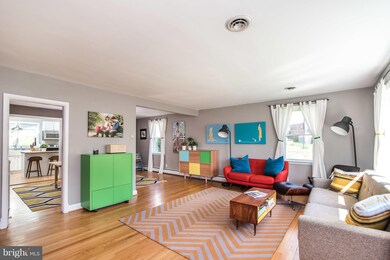 202 Elpin Dr W, Catonsville, MD 21228 - photo 5