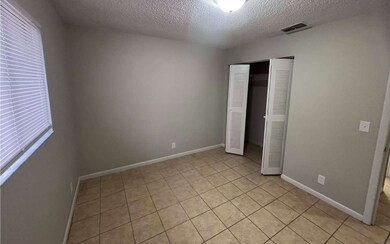 3839 NW Huntsboro St Apr 101, Lake City, FL 32055 - photo 4