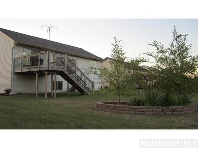 137 Quinion Dr, Mankato, MN 56001 - photo 2