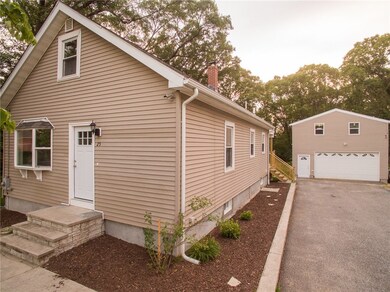 25 Pawtuxet Ave, Warwick, RI 02888 - photo 5