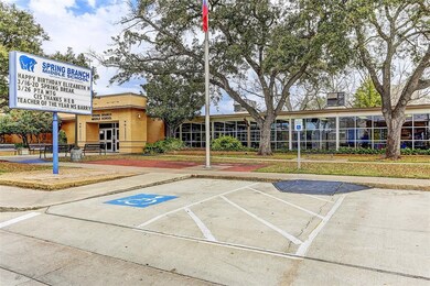 0004 Glourie Dr, Houston, TX 77055 - photo 6