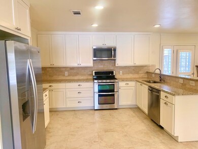 8936 Pado St, Houston, TX 77055 - photo 5