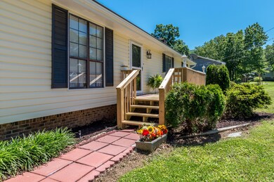 6815 Deerwood Dr.-25