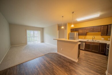 5194 Sassafras Dr unit 310, Fitchburg, WI 53711 - photo 3