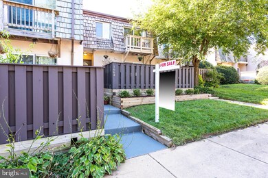 1664 Valencia Way, Reston, VA 20190 - photo 2