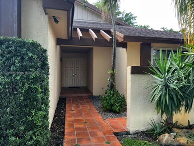 5320 SW 153rd Place S, Miami, FL 33185 - photo 2