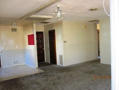 2248 Deerfield Ave, Redding, CA 96002 - photo 4