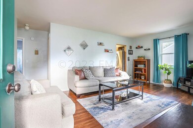 1010 19th St S, Fargo, ND 58103 - photo 4