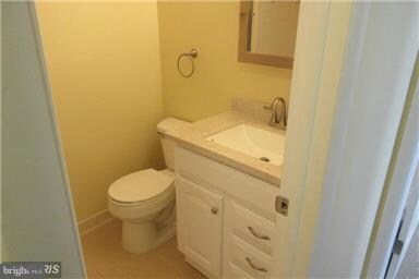 319 Chapel Ct unit 23, Walkersville, MD 21793 - photo 5
