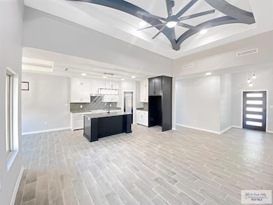 1271 Stirrup Cir, San Benito, TX 78586 - photo 2