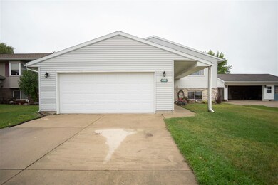 4028 Jill Dr, Waterloo, IA 50701 - photo 2