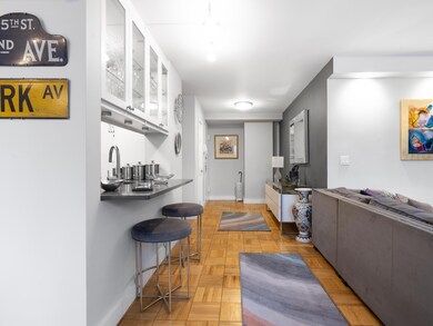 345 E 52nd St unit 11A, New York, NY 10022 - photo 3